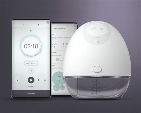 Madre utilizando el sacaleches Elvie Pump discretamente mientras realiza otras tareas