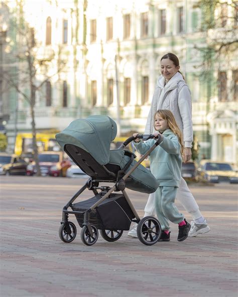 Silla de paseo Carrello Ultra CRL-5525 en color Matte Grey
