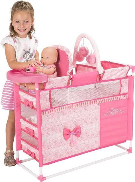 Cuna cambiador para bebé Reborn con un muñeco