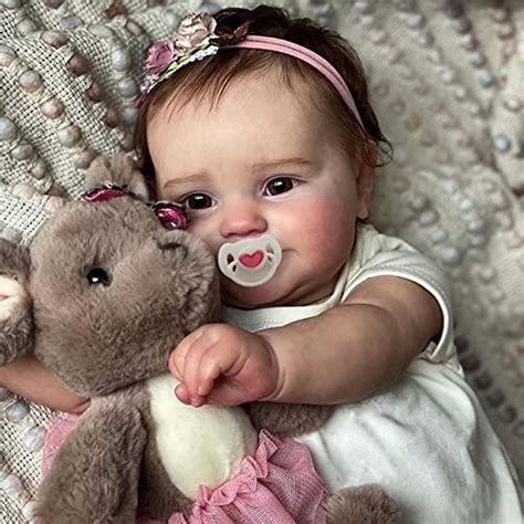 Foto de un bebé reborn de silicona con alto nivel de realismo
