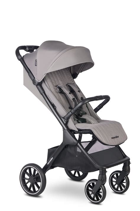 Foto principal de la silla de paseo Easywalker Rockey S en un entorno urbano