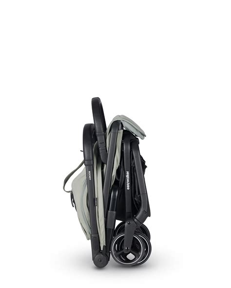 Imagen de la silla Easywalker Rockey S plegada automáticamente y lista para guardar