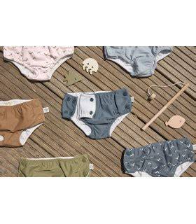 Collage de diferentes diseños y estampados de bañadores pañales Lässig