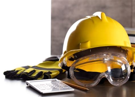 Esquema explicativo de las características de seguridad y ergonomía en una tumbona o hamaca para bebé