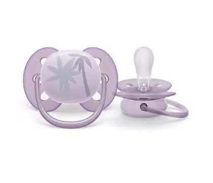Foto: Bebé usando un chupete Philips Avent Ultra Soft