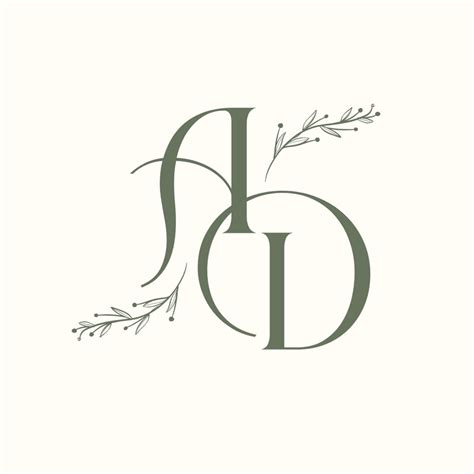 Detalle de la placa con las iniciales 