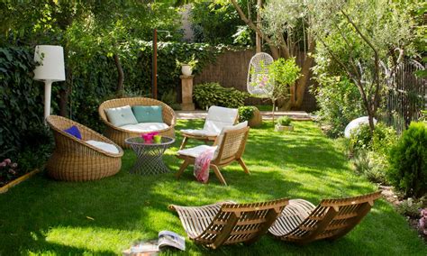 Diseño de tienda Colchones Rupe con zona de relajación para sonoterapia