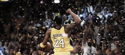 Kobe Bryant celebrando un campeonato con los Lakers