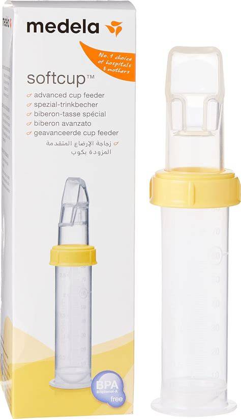 Foto de Medela SoftCup biberón cuchara en uso
