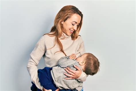 Fotografías de Ivette Ivens sobre lactancia materna prolongada