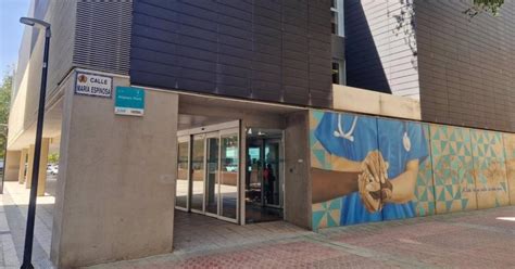 Fachada del Centro de Salud Actur Oeste - Amparo Poch
