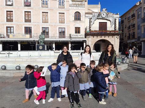 Fachada principal o entrada del Colegio CEIP Dulcinea del Toboso en El Toboso
