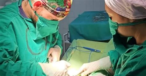 Estadísticas de cirugías pediátricas exitosas realizadas por el Dr. Carlos López Collado
