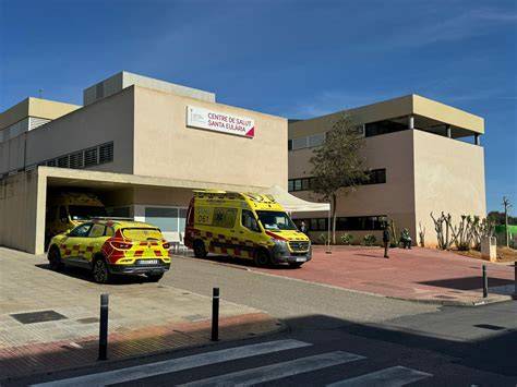 Foto exterior del Centro de Salud de Santa Eulària des Riu