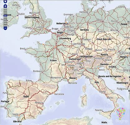 Mapa de Europa con rutas de tren destacadas para familias.