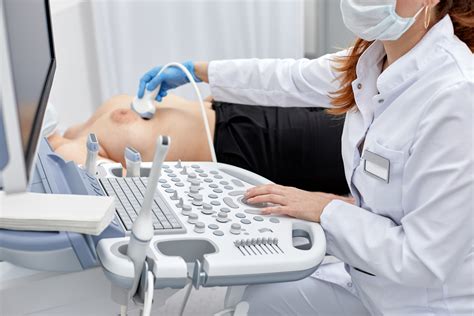 Preparación del paciente antes de una biopsia de mama