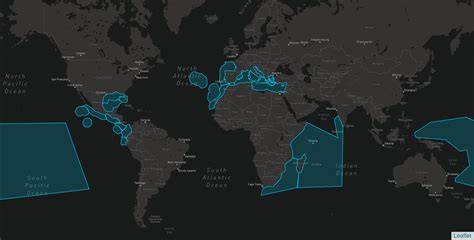 Mapa de distribución global de Glaucus atlanticus en aguas templadas y tropicales.