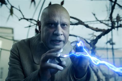 Foto de Fred Armisen caracterizado como Tío Fétido
