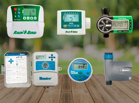 Ilustración de diferentes tipos de programadores de riego, analógicos y digitales, con sus conexiones.