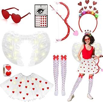 Colección de accesorios para el disfraz de Cupido, incluyendo arco, flechas, diadema y gafas