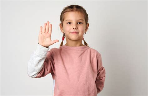 infografía sobre cómo enseñar a los niños a decir 