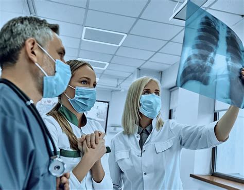 Infografía sobre las diferentes técnicas de diagnóstico por imagen en pediatría y sus usos principales