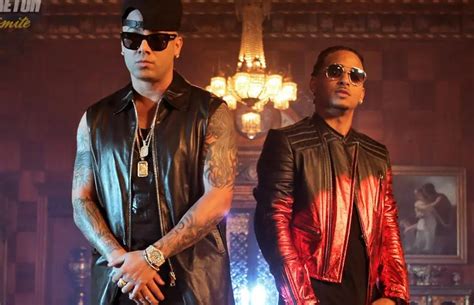 Fotografía promocional de Wisin y Ozuna representando la estética del videoclip oficial