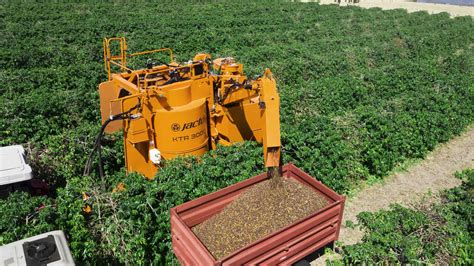 Equipo de fertilización agrícola de alta tecnología con sistemas de GPS
