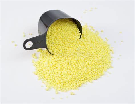 Foto de fertilizante azufre granulado