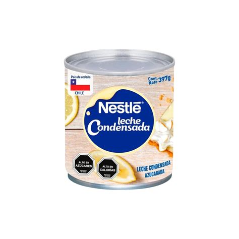 Foto de yogures caseros de leche condensada en tarros de cristal