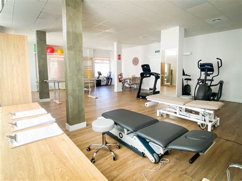 Imagen de equipo de fisioterapia o rehabilitación de alta tecnología