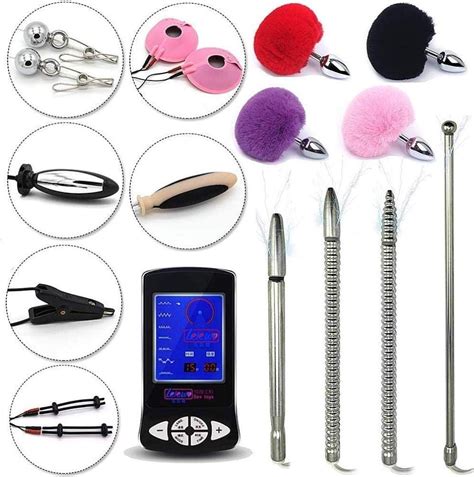 Variedad de juguetes sexuales con funciones de electroestimulación