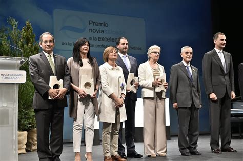Foto de una entrega de premios o un diploma honorífico