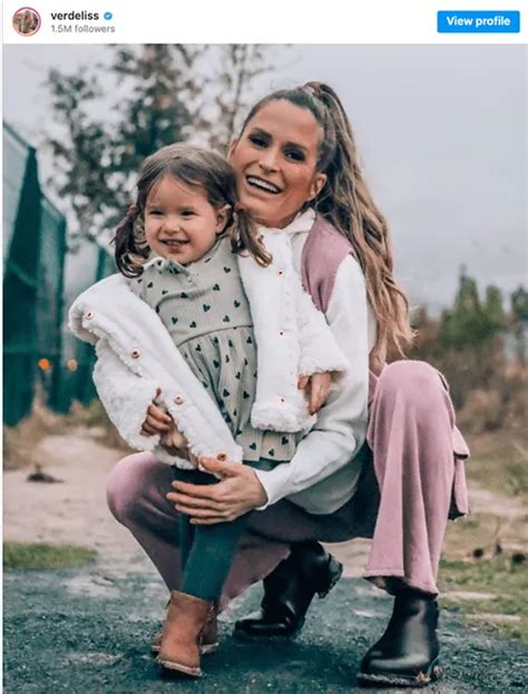 Verdeliss y su hija Miren en el hospital