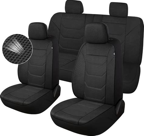 Foto: Interior de coche con fundas a medida de alta calidad