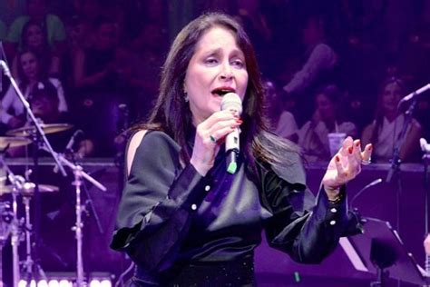Fotografía de Daniela Romo en un concierto