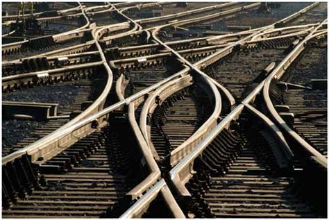 Foto de la obra del cambiador con raíles y desvíos