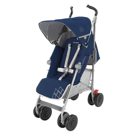Saco térmico Maclaren Techno XT instalado en la silla de paseo, mostrando el forro afelpado.