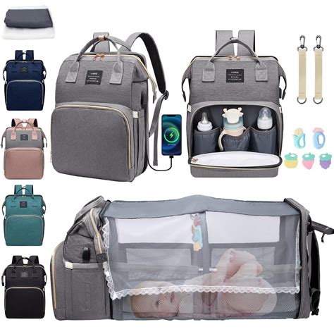 Foto de bolso de pañales bien organizado con varios compartimentos
