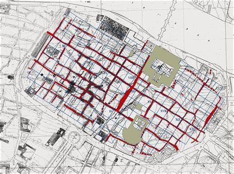 Mapa o esquema de los cambios urbanísticos en la Acera del Triunfo de Granada, indicando la ubicación de la UVI y la fábrica de refrescos a lo largo del tiempo.