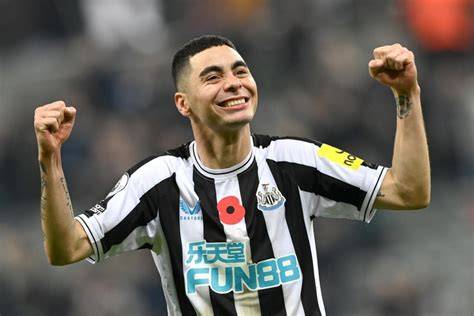Fotografía de Miguel Almirón celebrando un gol con la camiseta del Atlanta United.