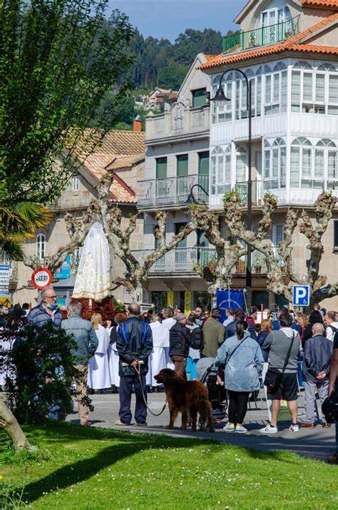 Fotografía de procesión religiosa tradicional con cofradías en el Levante almeriense
