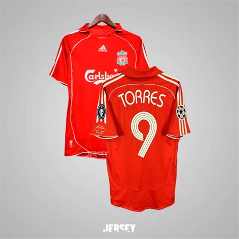 Fernando Torres en acción con la camiseta del Liverpool
