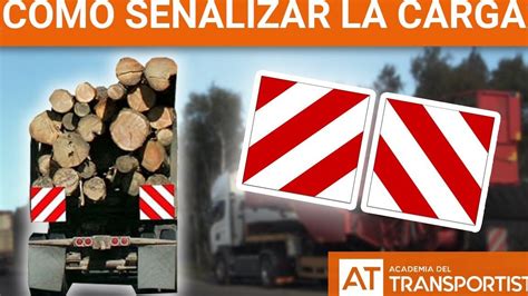 Señalización de carga que sobresale en el coche