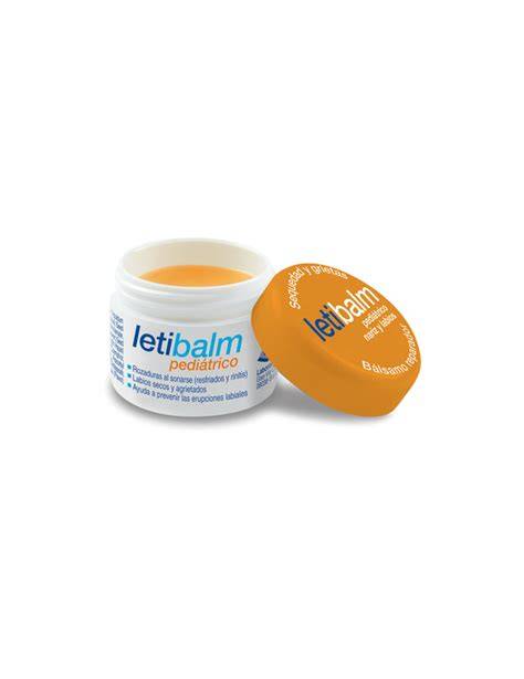 Envase de Letibalm Pediátrico y un niño feliz