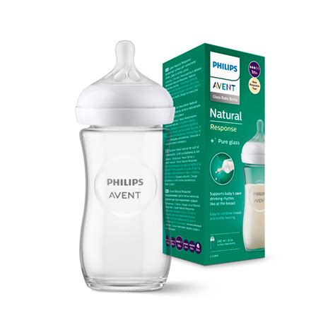 Fotografía del biberón de cristal Philips Avent Natural Response con sus componentes desmontados para facilitar la limpieza