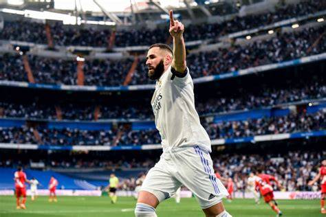 foto de Karim Benzema celebrando un gol con el Real Madrid