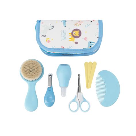 Set de higiene para bebé con todos los elementos esenciales.