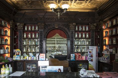 Foto de la antigua farmacia Bescansa en Santiago de Compostela