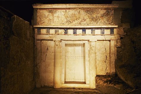 Imagen de la Tumba de Filipo II en Vergina o ajuar funerario real